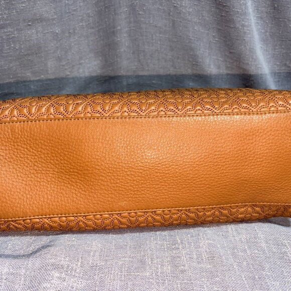 Tory Burch Tote Bag - Picture 12 of 12